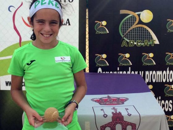 Tercer trofeo de campeona del XIV Circuito de Sevilla; tres de tres.